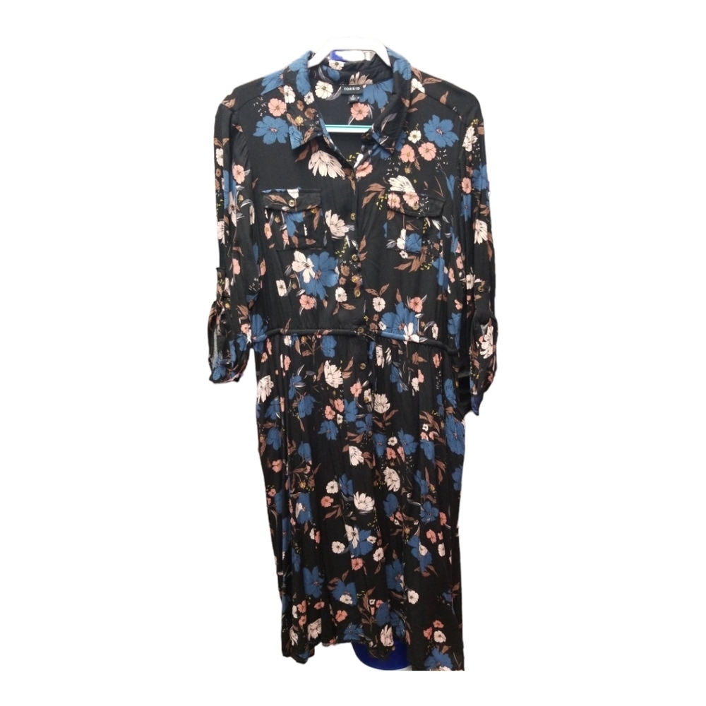 Torrid Short Sleeve Black Floral Dress Size 2X